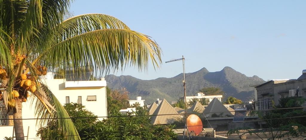 Open Air Café&Apartment Port Louis Exterior foto